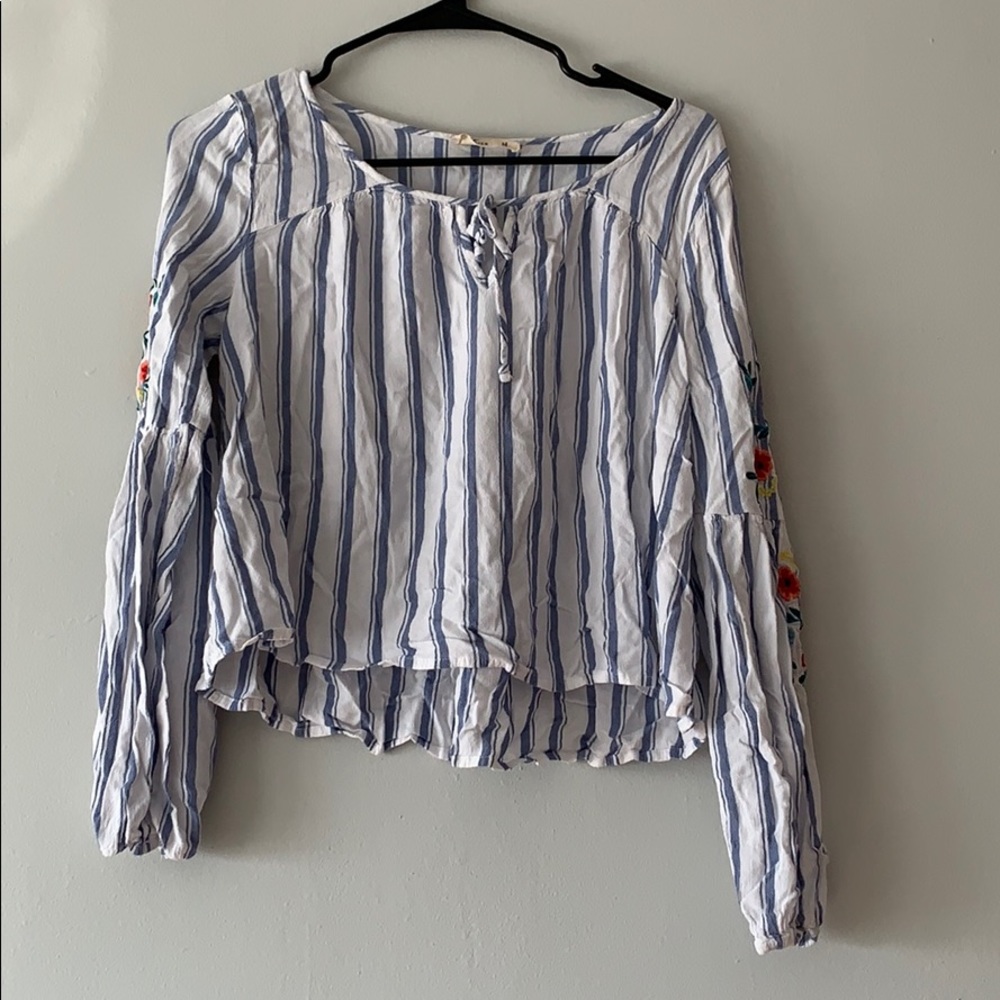 Hollister floral loose top